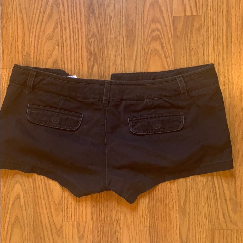American Eagle Black Stretch Short Shorts Sz 6 - Picture 3 of 6